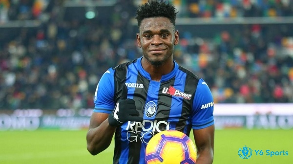 Duvan Zapata ghi 0,67 bàn thắng mỗi trận