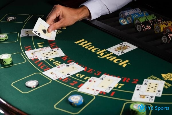 Luật rút bài khi chơi blackjack