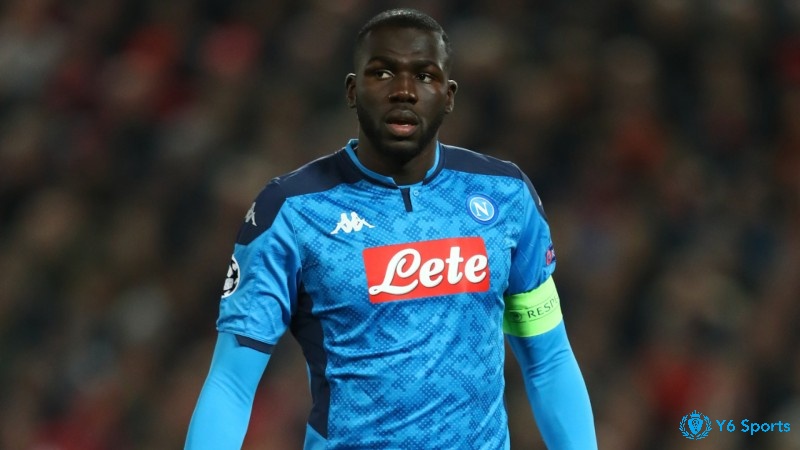 Kalidou Koulibaly là hậu vệ trung tâm hàng đầu trong danh sách top hậu vệ hay nhất Serie A