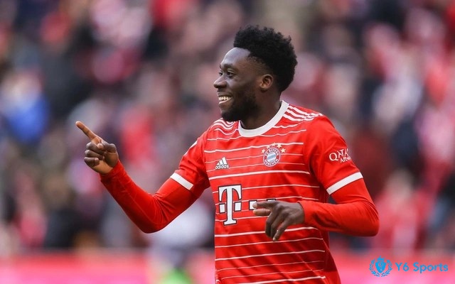 Alphonso Davies đứng thử 4 top cầu thủ chạy nhanh nhất thế giới