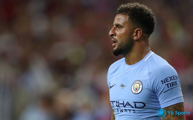 Đứng thứ 5 top cầu thủ chạy nhanh nhất thế giới Kyle Walker