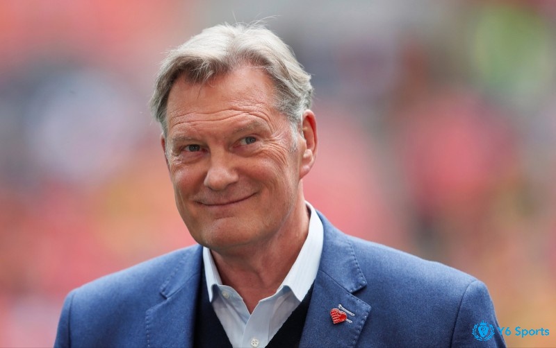 Glenn Hoddle là cầu thủ xuất sắc nhất Tottenham từ năm 1975 đến 1987 