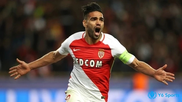 Radamel Falcao thuộc top tiền vệ hay nhất C2 là tiền vệ ghi bàn nhiều nhất