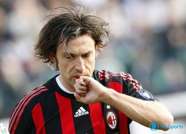 Đội hình xuất sắc nhất AC Milan ở vai trò tiền vệ có cầu thủ Andrea Pirlo