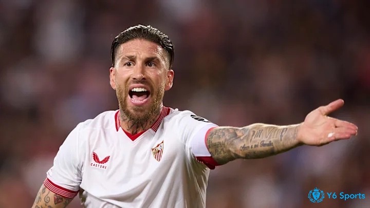 Sergio Ramos thu hút fan hâm mộ bóng đá với vẻ ngoài điển trai và năng động