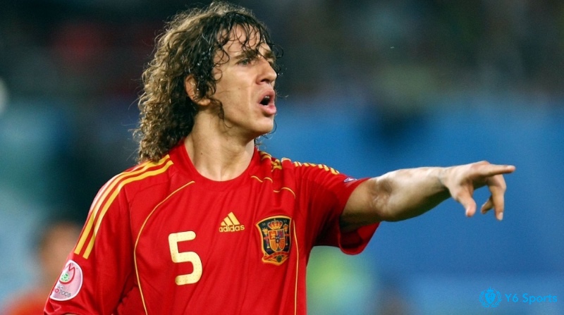 Carles Puyol có lối chơi cực độc đáo và đầy ấn tượng